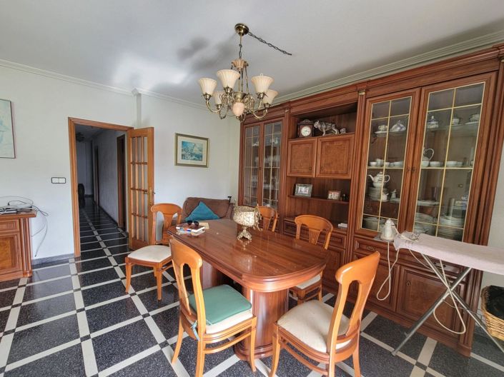 Image No.7-3 Bed Apartment for sale