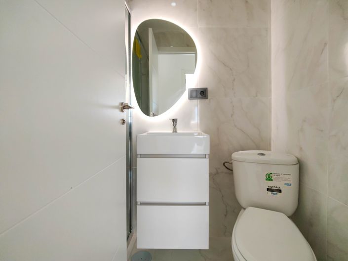 Image No.23-2 Bed Apartment for sale