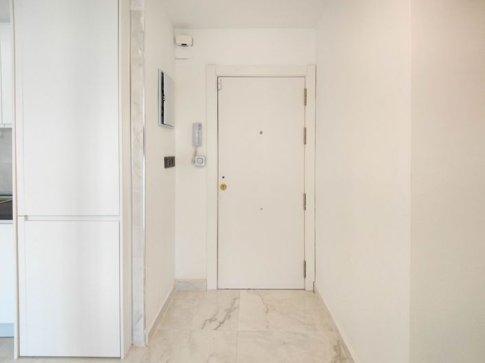 Image No.28-2 Bed Apartment for sale