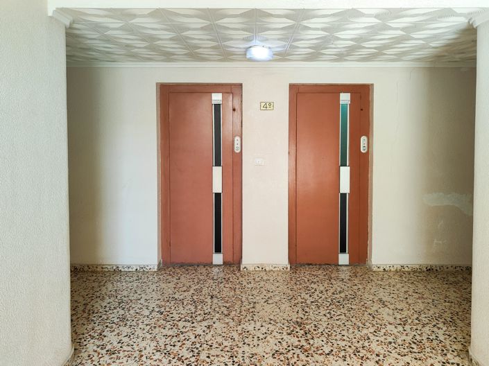 Image No.33-2 Bed Apartment for sale