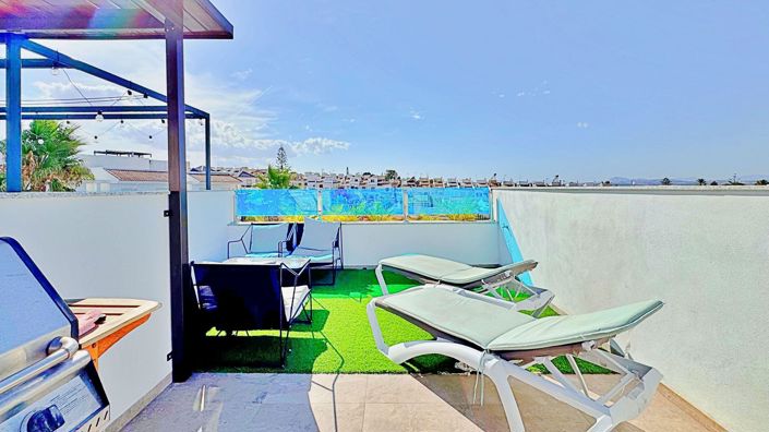 Image No.29-3 Bed Townhouse for sale