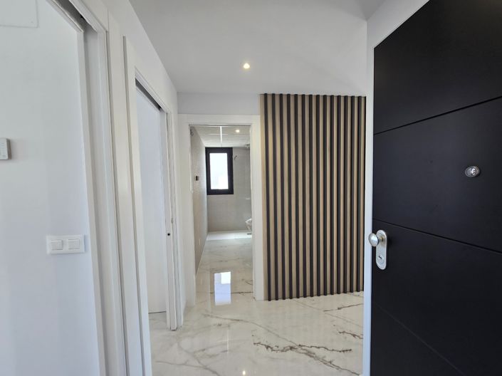 Image No.10-2 Bed Apartment for sale