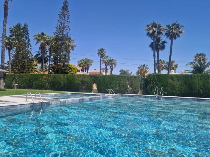 Image No.42-3 Bed Apartment for sale