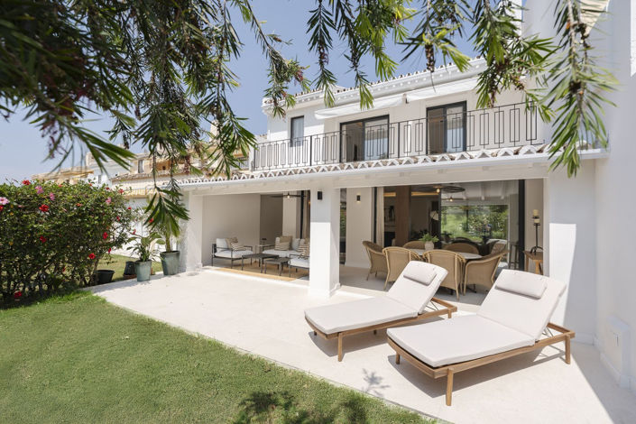 Image No.1-4 Bed Townhouse for sale