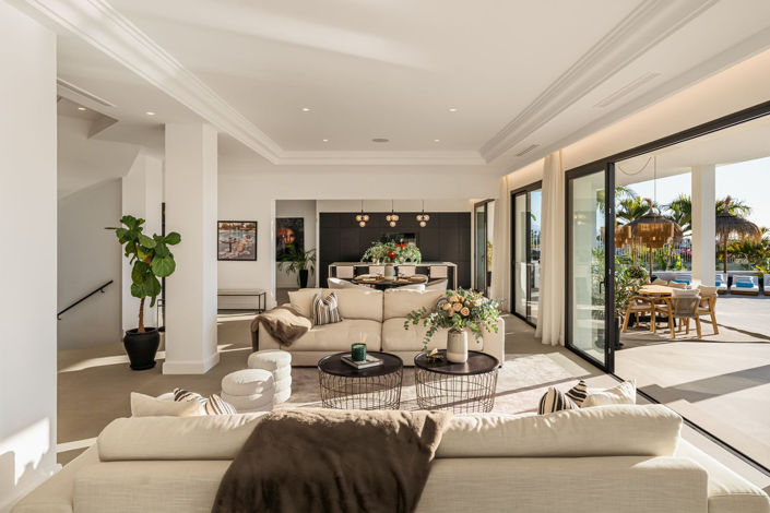 Image No.9-6 Bed Villa for sale