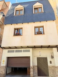 4 Bed Townhouse for sale