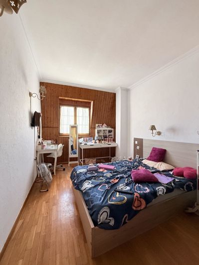 Image No.12-4 Bed Townhouse for sale