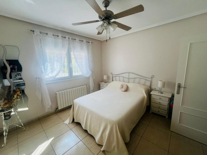 Image No.12-6 Bed Villa for sale