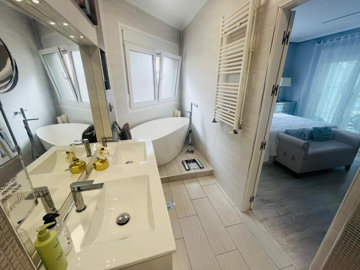 propertyattachment1nzwywavot20250908095406