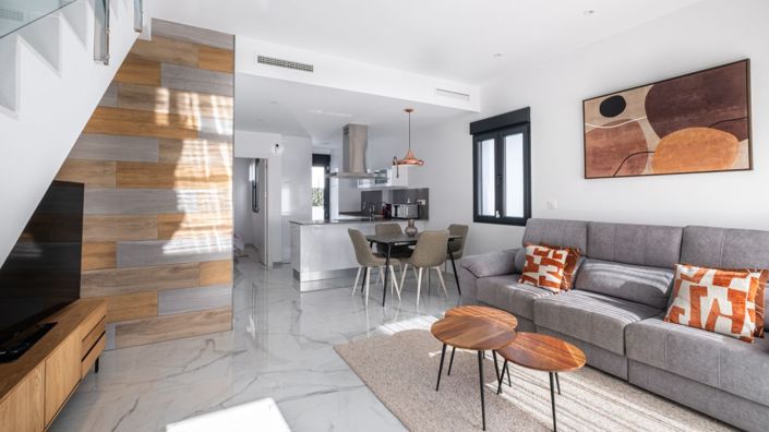 Image No.2-3 Bed Villa for sale