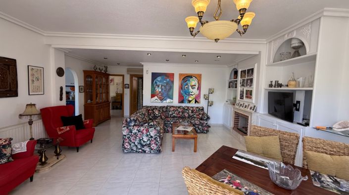 Image No.21-4 Bed Villa for sale