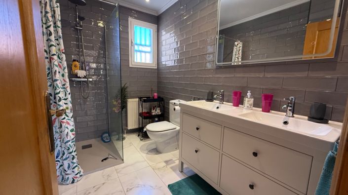 Image No.30-4 Bed Villa for sale