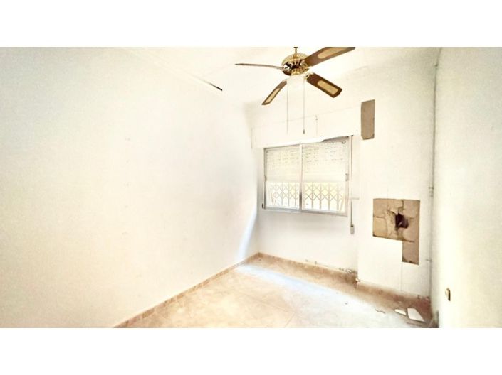 Image No.12-4 Bed Apartment for sale