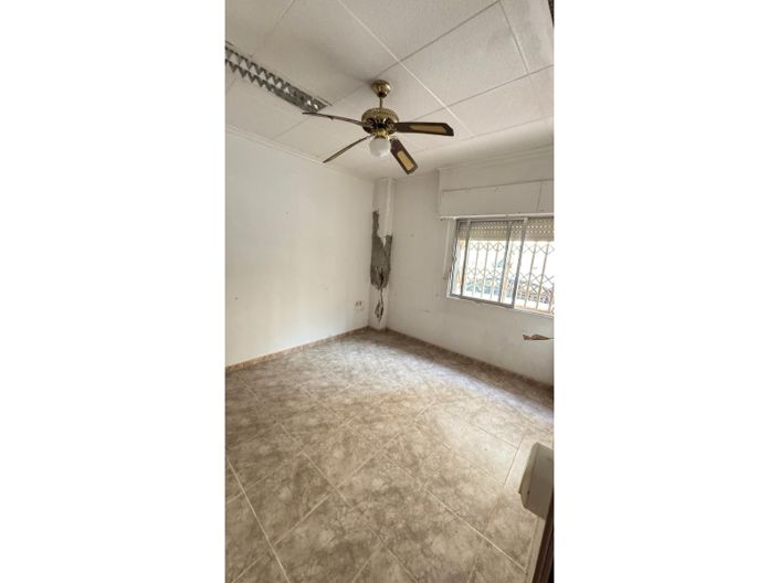 Image No.14-4 Bed Apartment for sale