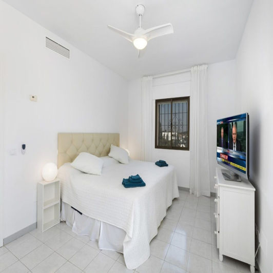 Image No.8-6 Bed Villa for sale