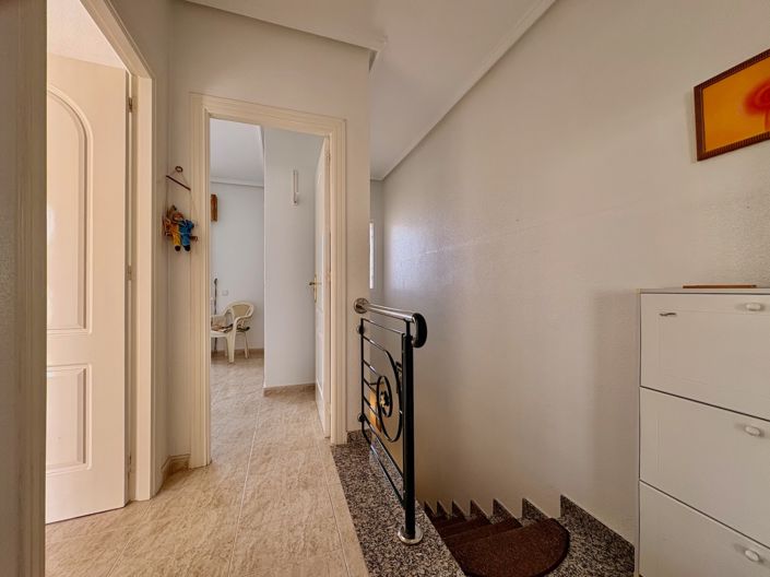 Image No.11-3 Bed Townhouse for sale