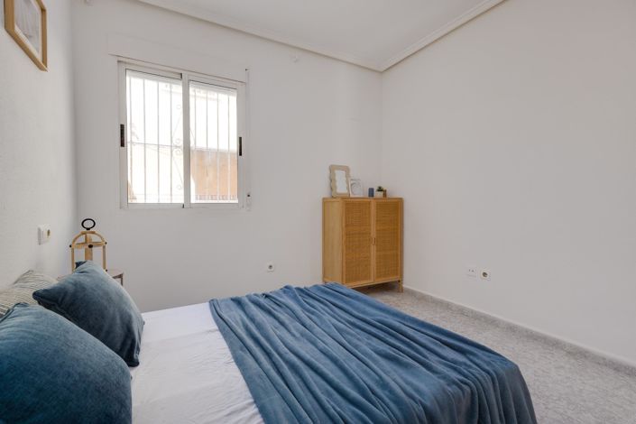 Image No.11-2 Bed Bungalow for sale