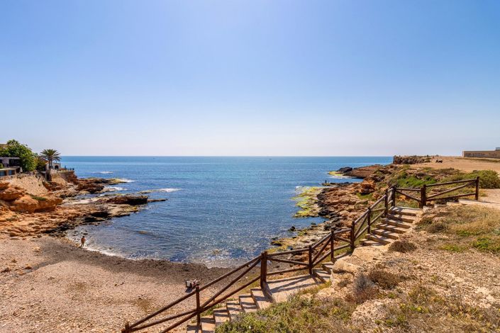 Image No.32-2 Bed Bungalow for sale