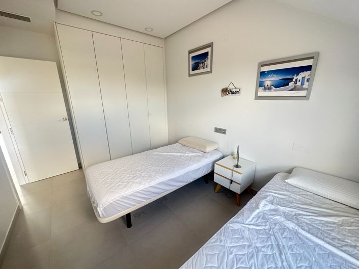 Image No.17-2 Bed Apartment for sale