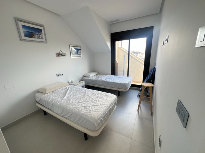 Image No.19-2 Bed Apartment for sale