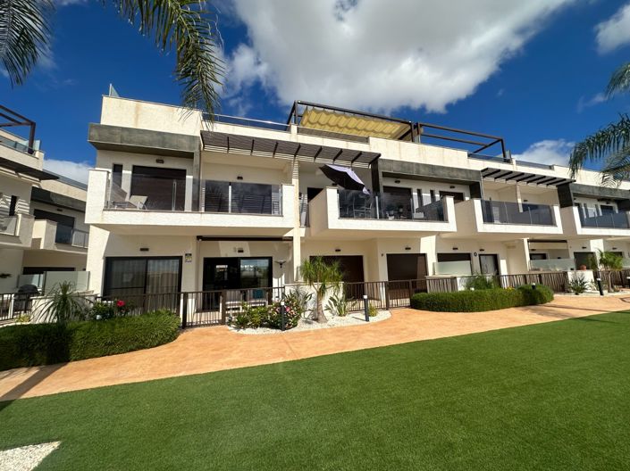 Image No.29-2 Bed Apartment for sale