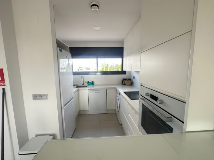 Image No.9-2 Bed Apartment for sale