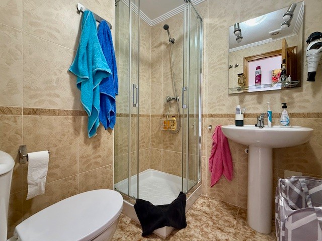 Image No.22-2 Bed Apartment for sale