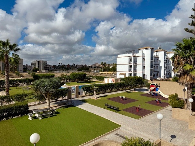 Image No.29-2 Bed Apartment for sale