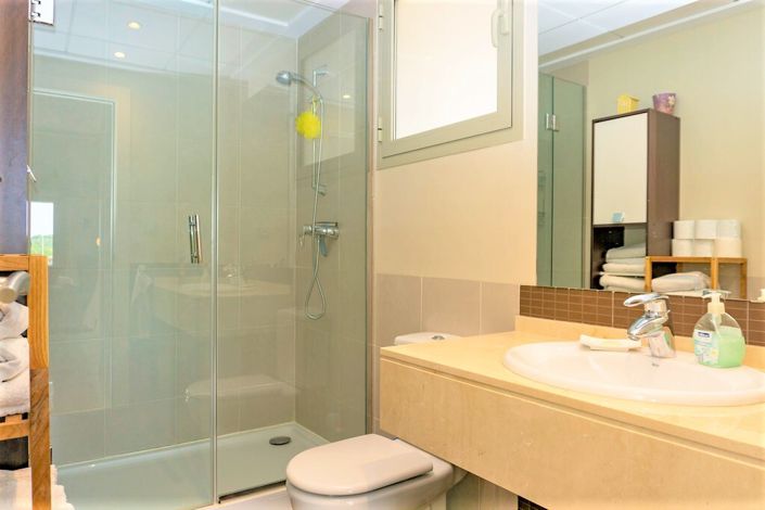 Image No.40-3 Bed Villa for sale