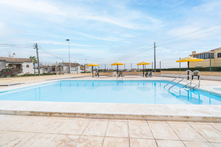 Image No.48-2 Bed Bungalow for sale