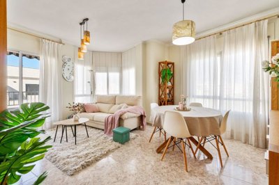 3 Bed Apartment for sale