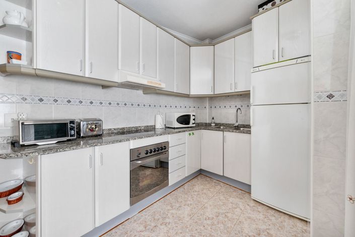 Image No.11-3 Bed Apartment for sale