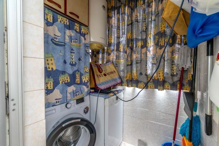 Image No.12-3 Bed Apartment for sale