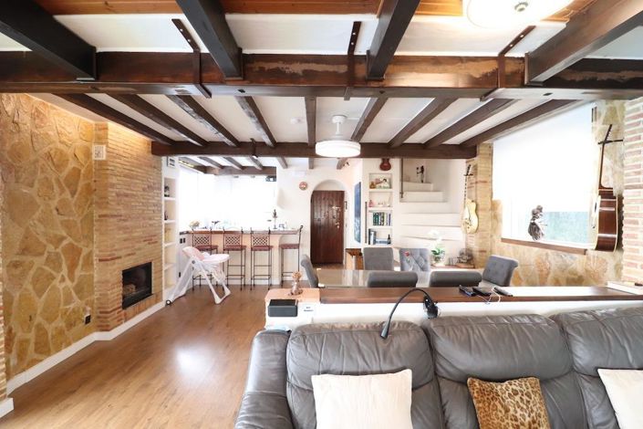 Image No.11-3 Bed Villa for sale