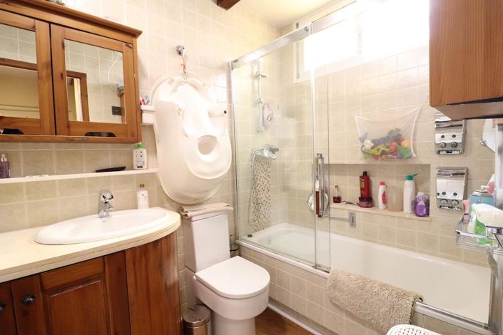 Image No.20-3 Bed Villa for sale