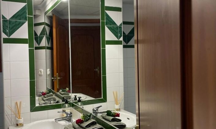 Image No.19-3 Bed Apartment for sale