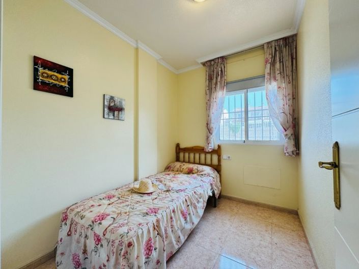 Image No.12-3 Bed Duplex for sale