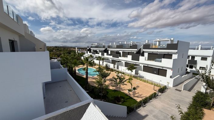 Image No.12-2 Bed Apartment for sale