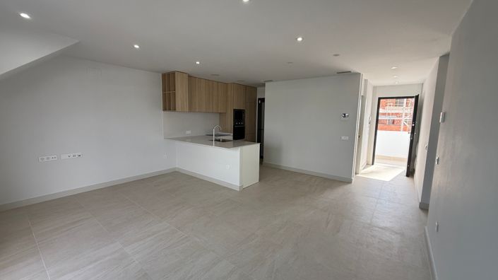 Image No.3-2 Bed Apartment for sale