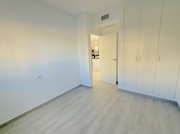 Image No.16-3 Bed Apartment for sale