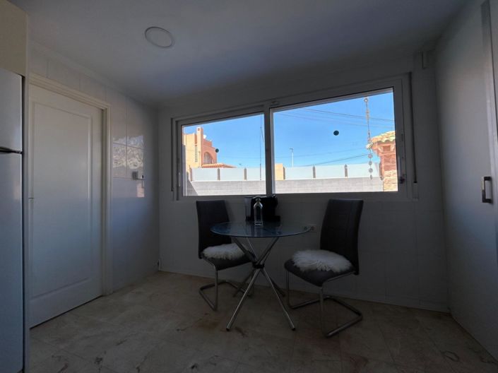 Image No.32-5 Bed Villa for sale