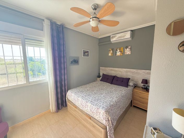 Image No.21-3 Bed House for sale