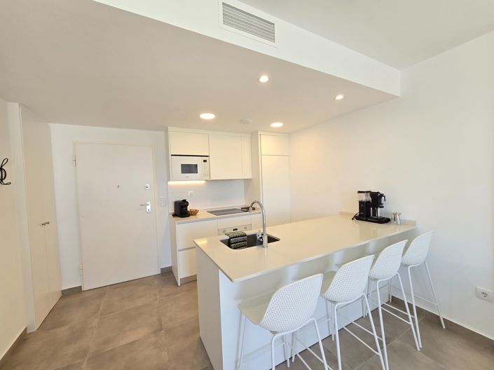 Image No.10-2 Bed Apartment for sale