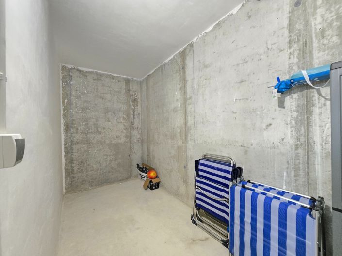 Image No.28-2 Bed Apartment for sale