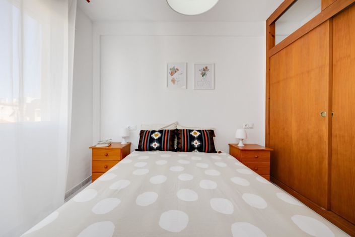 Image No.36-3 Bed Townhouse for sale