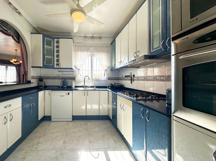 Image No.14-3 Bed Villa for sale