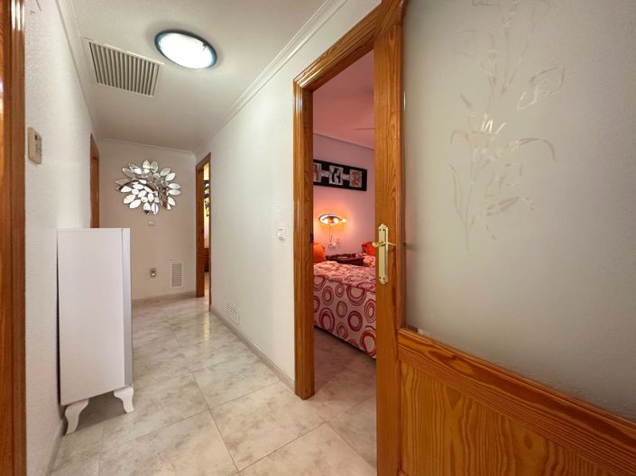 Image No.19-3 Bed Villa for sale