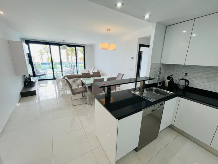 Image No.5-Appartement de 3 chambres à vendre à Punta Prima