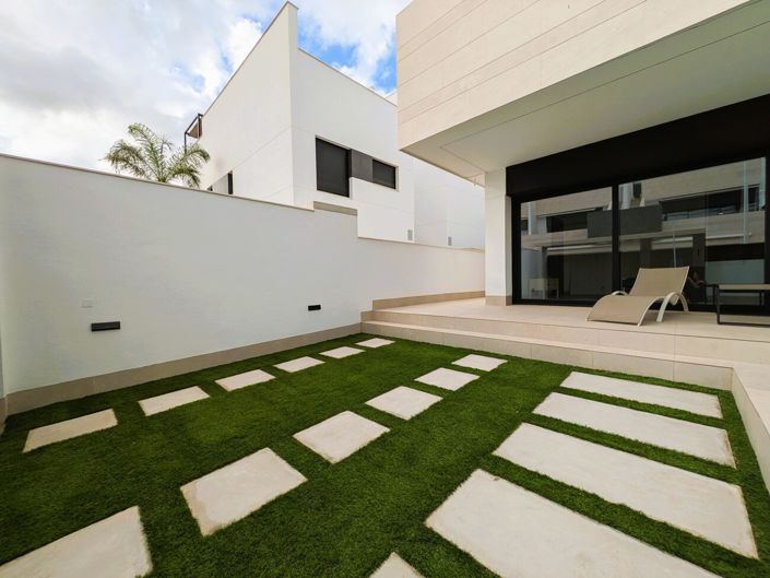 Image No.29-3 Bed Bungalow for sale