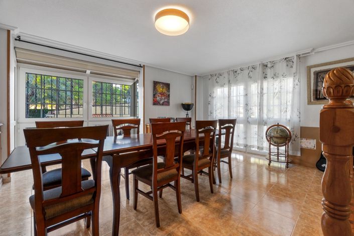 Image No.13-3 Bed Villa for sale